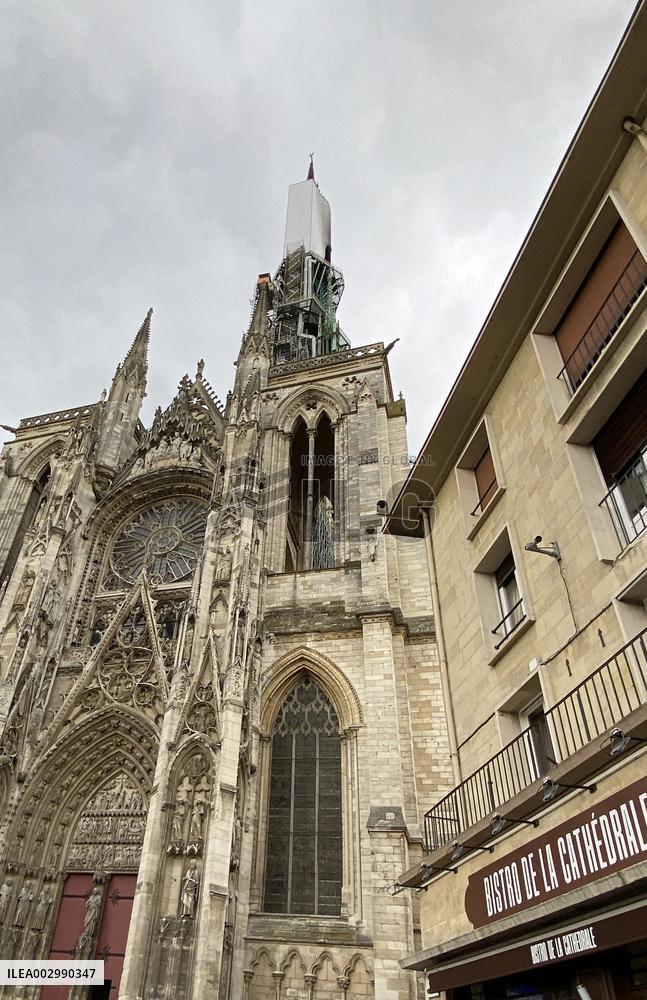 Rachida Dati Visits Rouen Cathedral Following Its Spire Fire