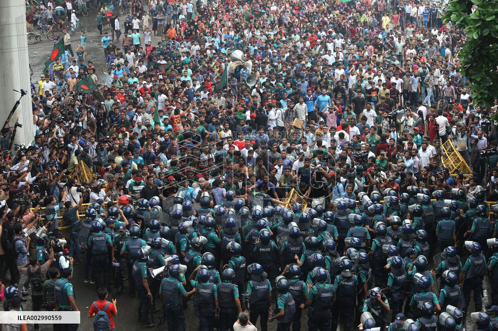 Students Protest Quota System - Dhaka