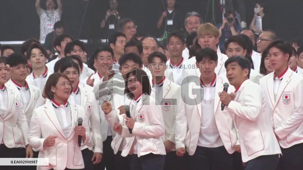 Pep rally by Japan's Olympic delegation