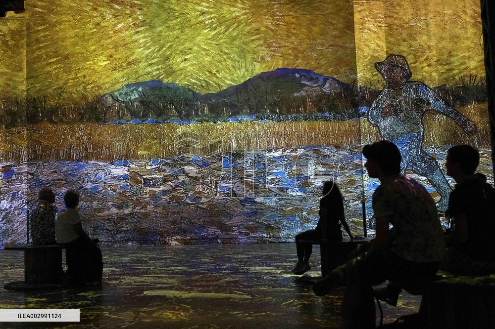 Van Gogh, Starry Night Immersive Exhibition Press Visit - Paris