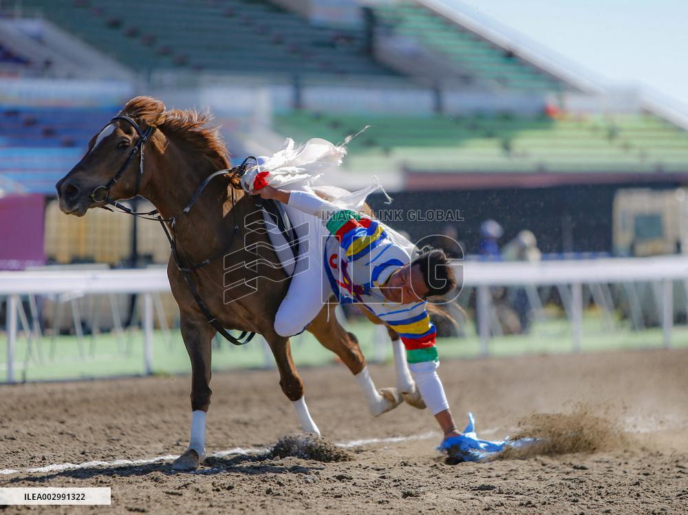 (SP)CHINA-XINJIANG-ZHAOSU-NATIONAL TRADITIONAL GAMES OF ETHNIC MINORITIES-EQUESTRIAN (CN)