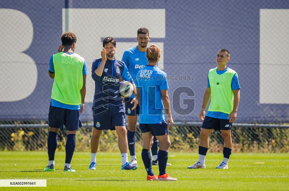 FC Porto training