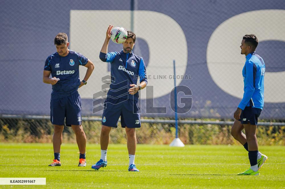 FC Porto training