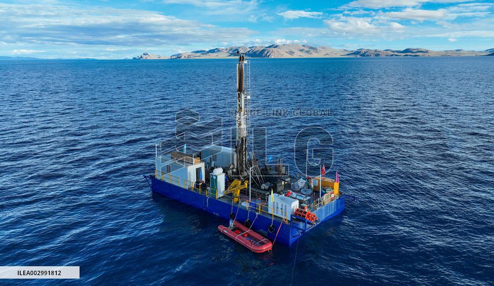 (FOCUS) CHINA-XIZANG-NAM CO-MULTINATIONAL RESEARCHERS-CORE DRILLING PROJECT (CN)