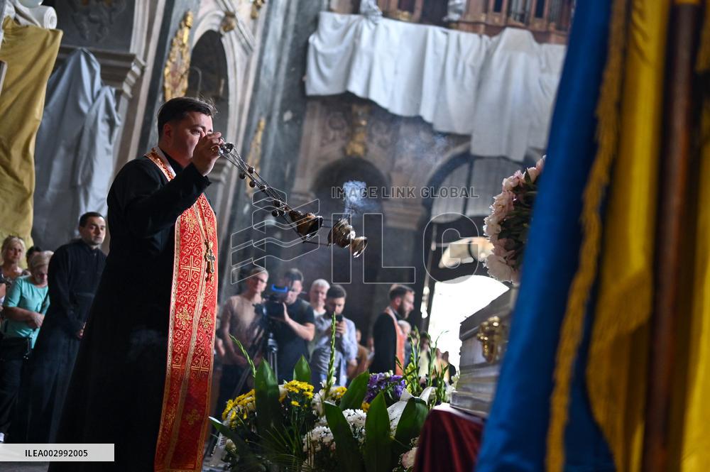 Funeral of Ohmatdyt doctor killed by Russian missile strike in Lviv