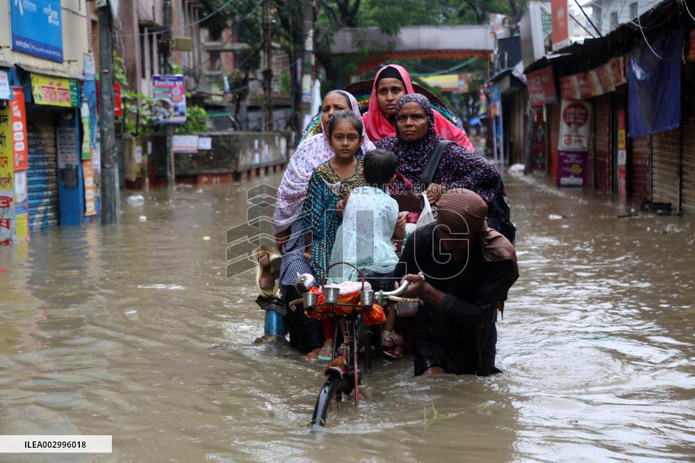 XINHUA PHOTOS OF THE DAY