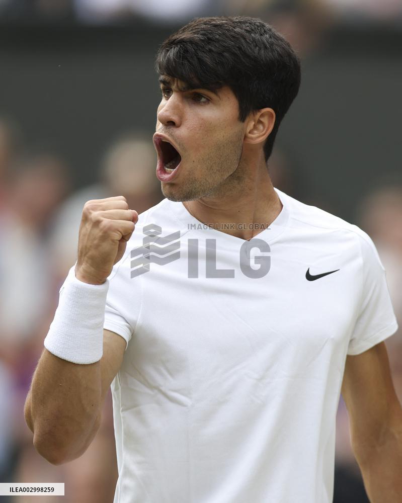 (SP)BRITAIN-LONDON-TENNIS-WIMBLEDON-MEN'S SINGLES-FINAL