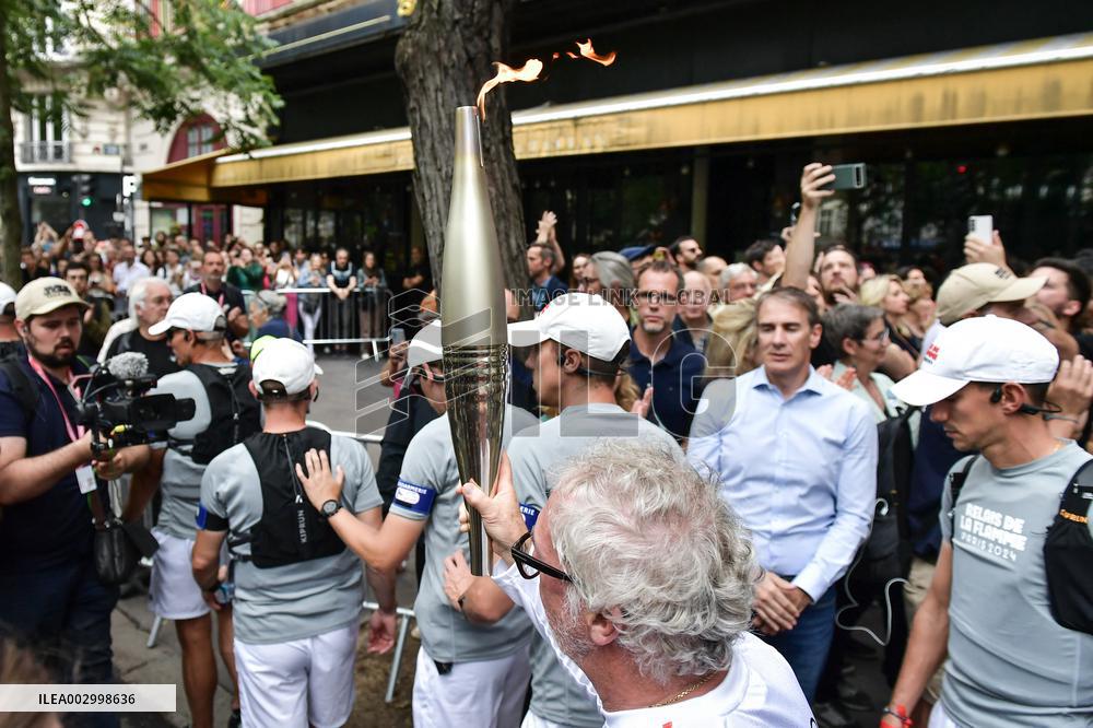 Olympic Flame at the Bataclan - Paris