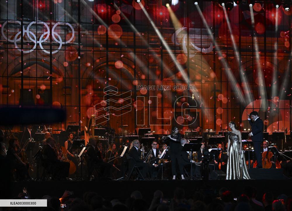 (SP)FRANCE-PARIS-OLYMPIC GAMES-TORCH RELAY