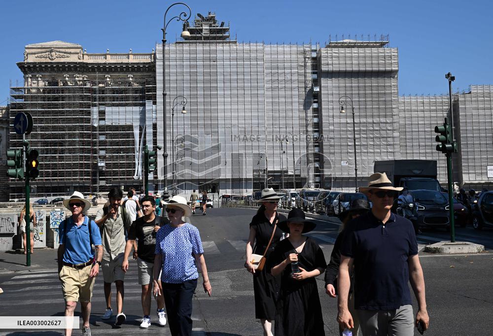 Rome Overwhelmed By Public Works Projects For Jubilee 2025