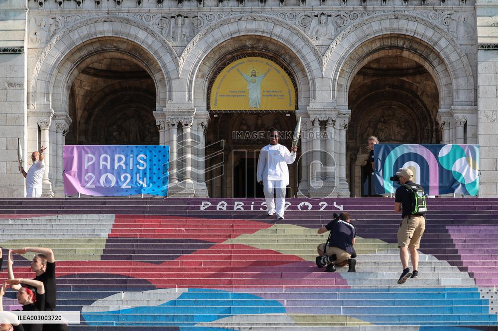 (SP)FRANCE-PARIS-OLYMPIC GAMES-TORCH RELAY