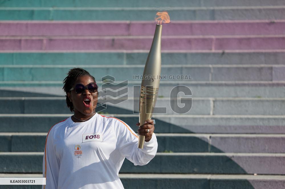 (SP)FRANCE-PARIS-OLYMPIC GAMES-TORCH RELAY