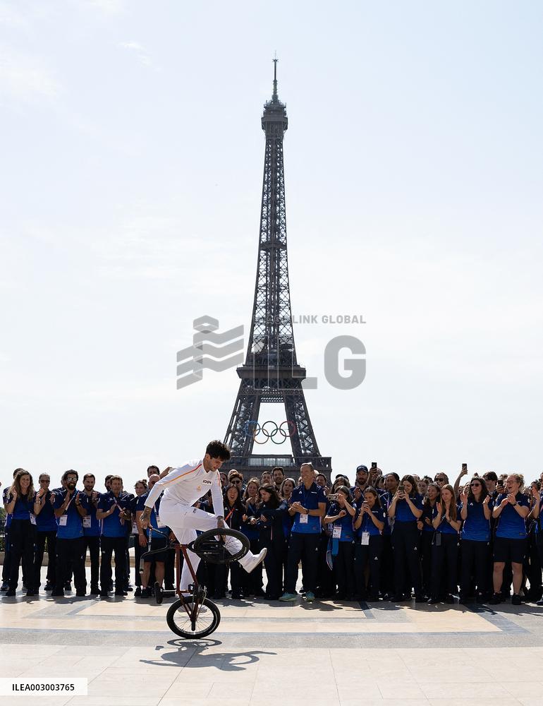 (SP)FRANCE-PARIS-OLYMPIC GAMES-TORCH RELAY