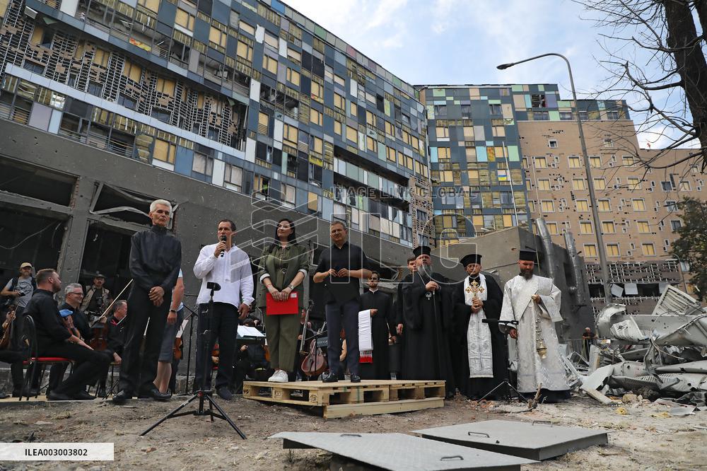 Requiem for victims of Russian missile strike on Ohmatdyt Hospital in Kyiv