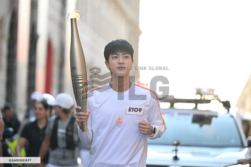 Olympic Flame in Paris - Day One