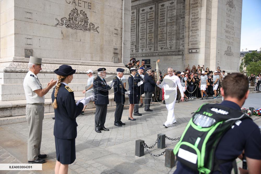 Olympic Flame in Paris - Day Two
