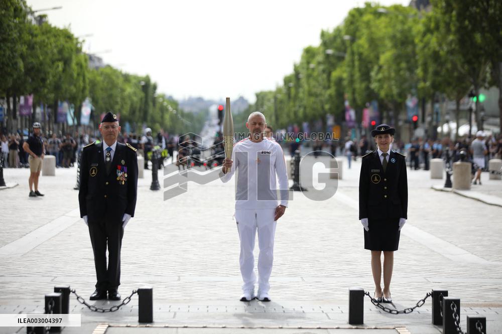 Olympic Flame in Paris - Day Two