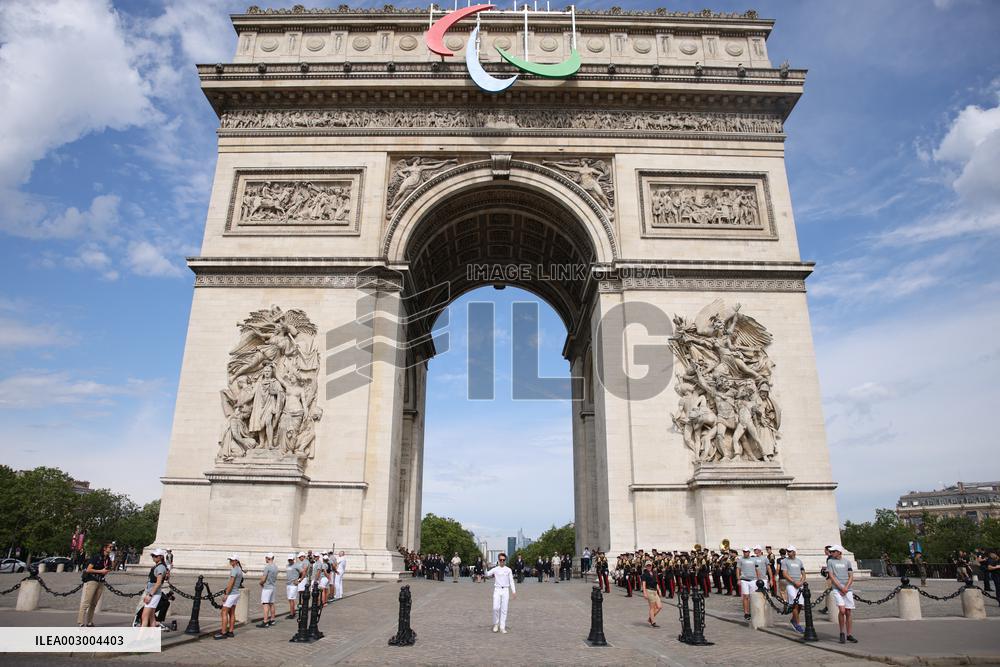 Olympic Flame in Paris - Day Two