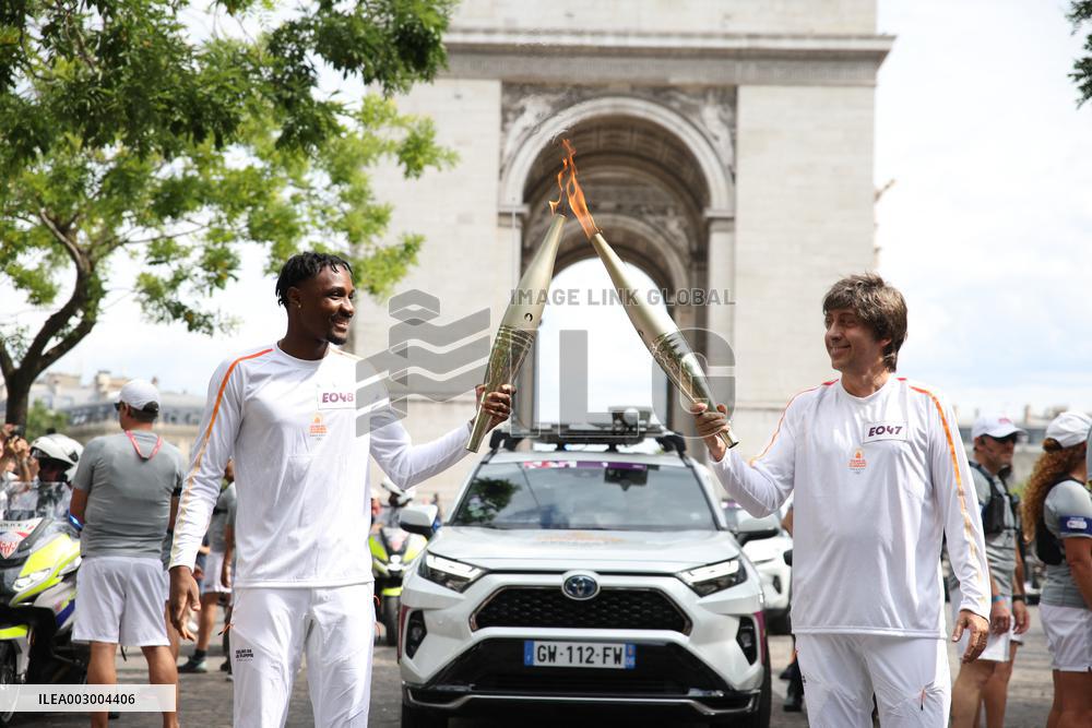 Olympic Flame in Paris - Day Two