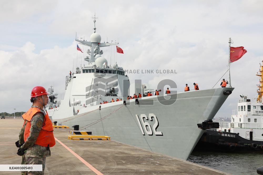 XINHUA PHOTOS OF THE DAY