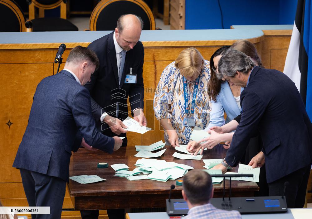 Extraordinary session of Riigikogu