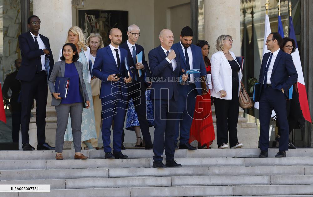 Weekly Cabinet Meeting - Paris