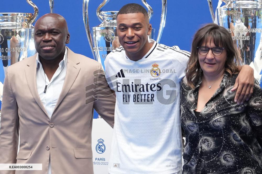 Presentation Kylian Mbappe In Real Madrid - Spain