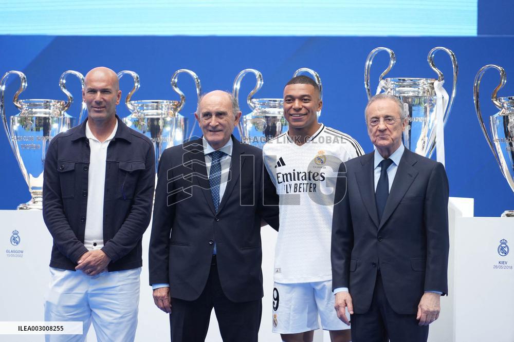 Presentation Kylian Mbappe In Real Madrid - Spain