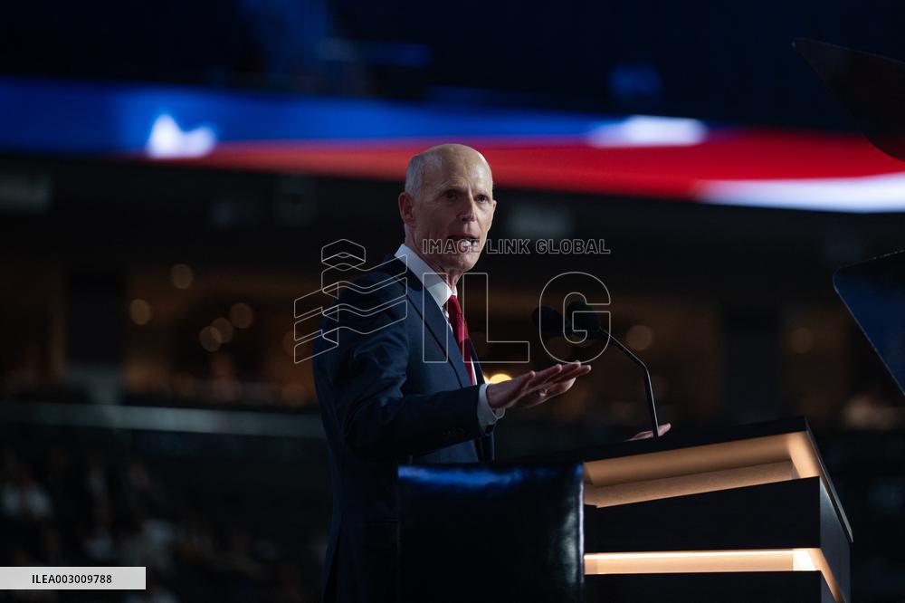 Trump Is Feted By His Former Rivals In A Show Of Unity - Milwaukee