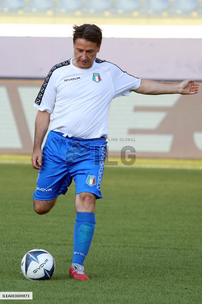 PARTITA DEL CUORE 2024 : NAZIONALE CANTANTI VS NAZIONALE POLITICI ALLO STADIO GRAN SASSO DI AQUILA