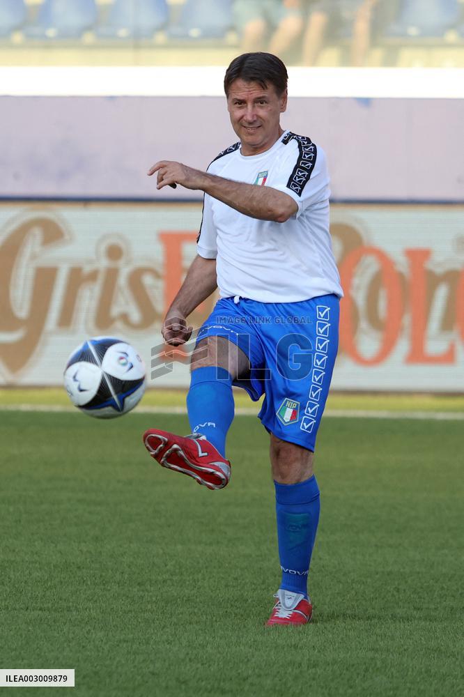PARTITA DEL CUORE 2024 : NAZIONALE CANTANTI VS NAZIONALE POLITICI ALLO STADIO GRAN SASSO DI AQUILA