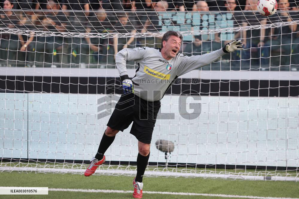 PARTITA DEL CUORE 2024 : NAZIONALE CANTANTI VS NAZIONALE POLITICI ALLO STADIO GRAN SASSO DI AQUILA