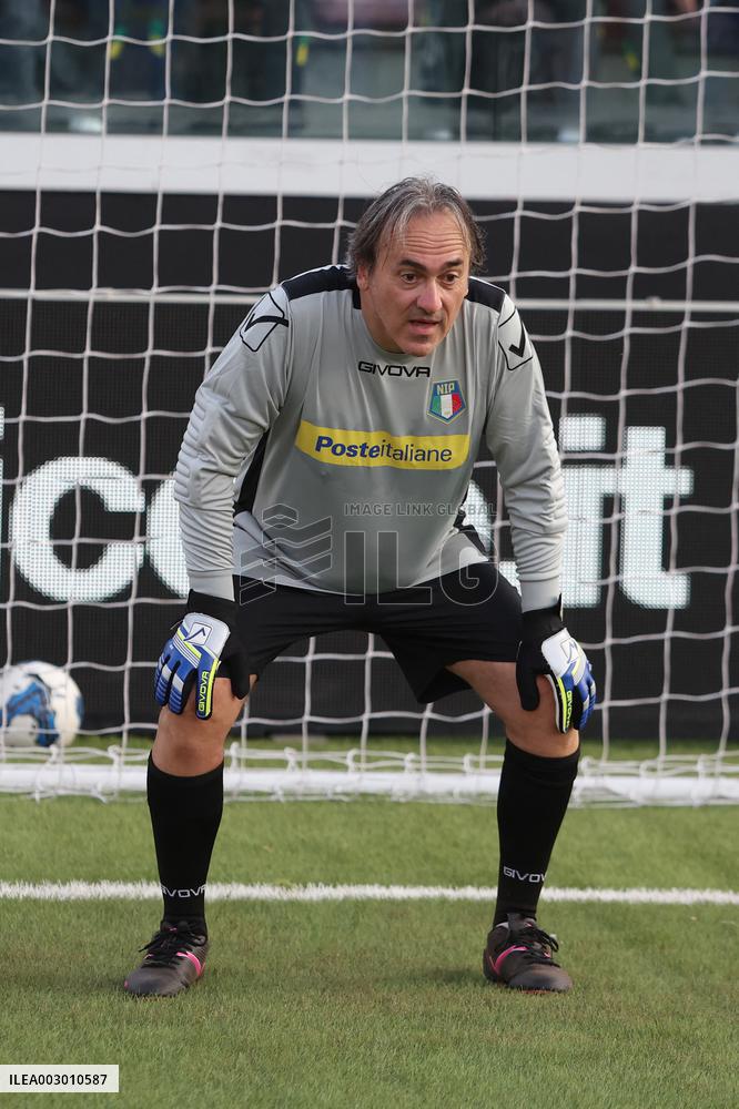 PARTITA DEL CUORE 2024 : NAZIONALE CANTANTI VS NAZIONALE POLITICI ALLO STADIO GRAN SASSO DI AQUILA