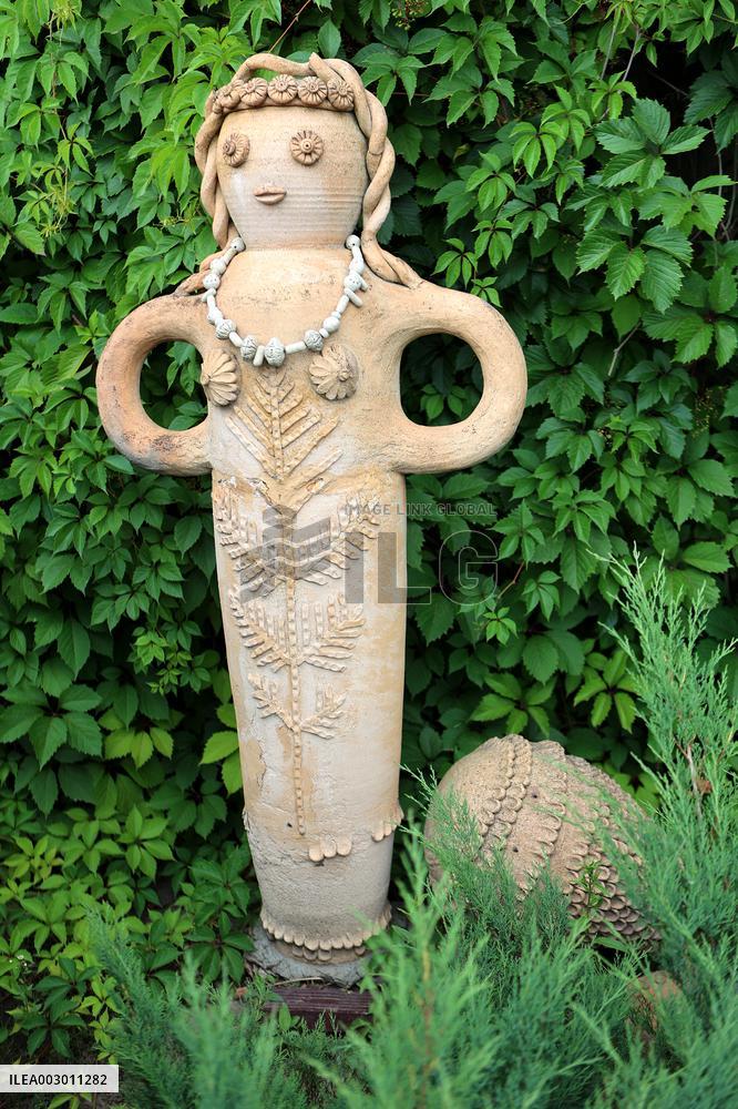 National Museum of Ukrainian Pottery in Opishnia