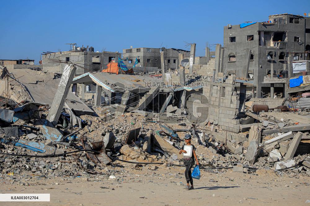 MIDEAST-GAZA-KHAN YOUNIS-DESTRUCTION