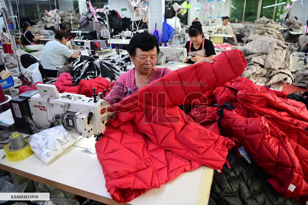 China Manufacturing Industry Cotton Clothings
