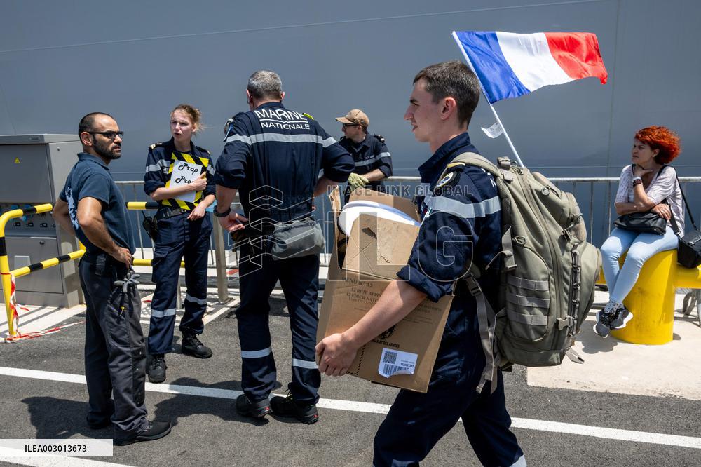 Amphibious Helicopter Carrier (PHA) Tonnerre Returns To Toulon
