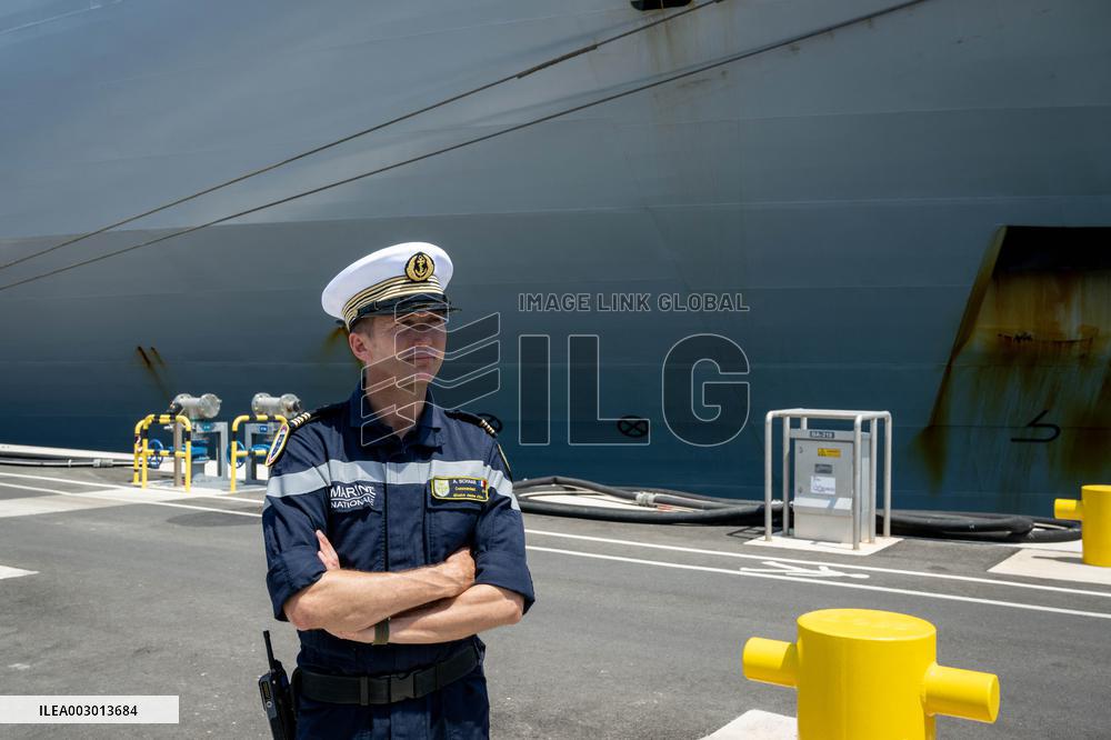 Amphibious Helicopter Carrier (PHA) Tonnerre Returns To Toulon