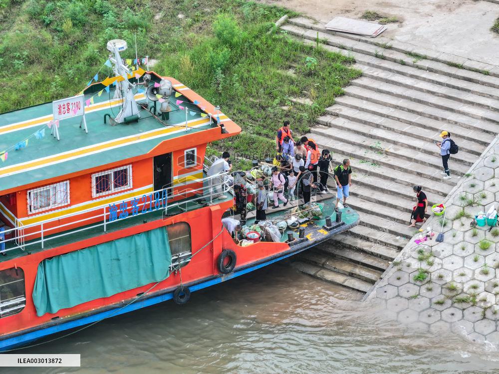 ChineseToday | Captain and his ferry of hopes in SW China