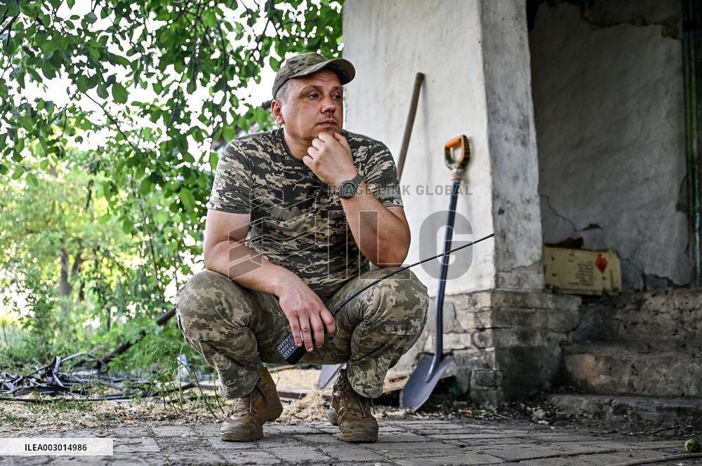 Ukrainian artillery unit near Chasiv Yar