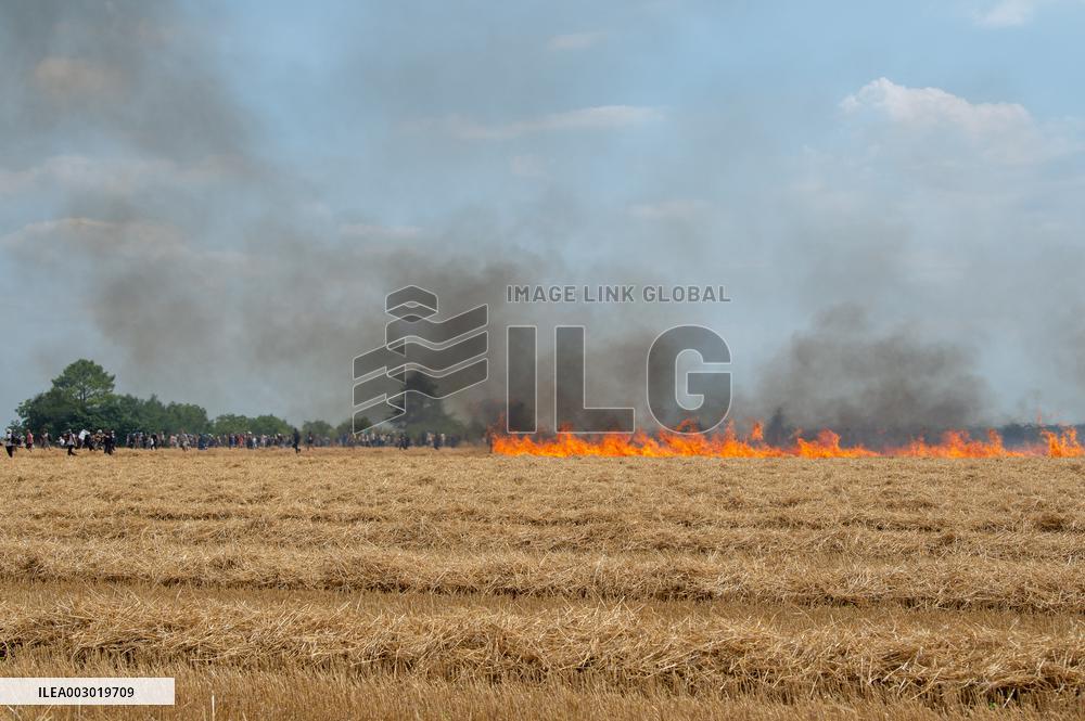 Rally against the construction of mega bassine - Migne Auxances