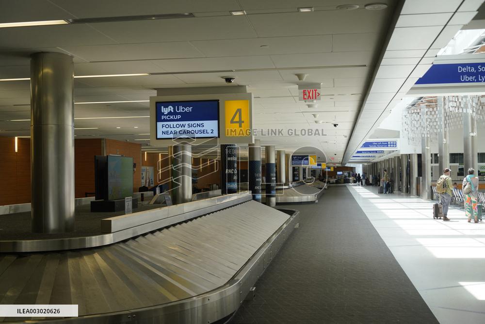 U.S.-WISCONSIN-MILWAUKEE-GLOBAL IT OUTAGE-FLIGHTS-DELAY