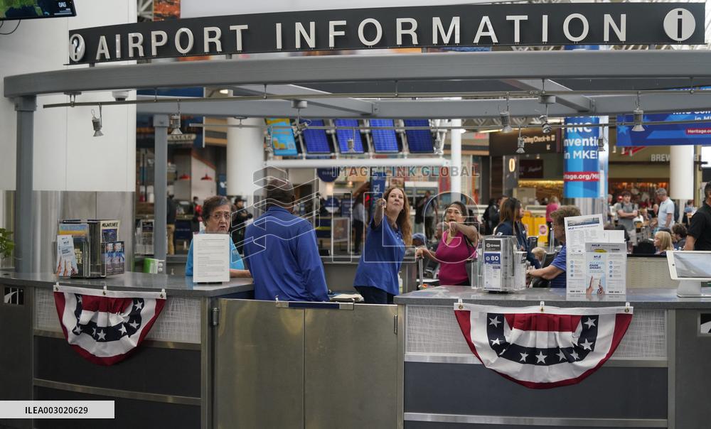 U.S.-WISCONSIN-MILWAUKEE-GLOBAL IT OUTAGE-FLIGHTS-DELAY