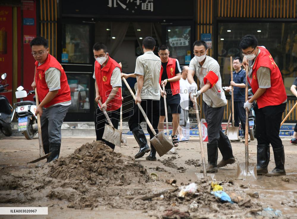 CHINA-SHAANXI-BAOJI-TORRENTIAL RAINS-RESCUE EFFORTS (CN)