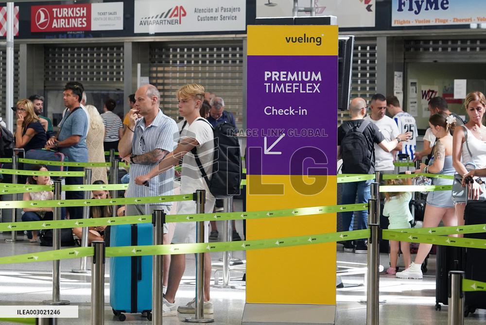 Airports Hit By Global IT Issue - Spain