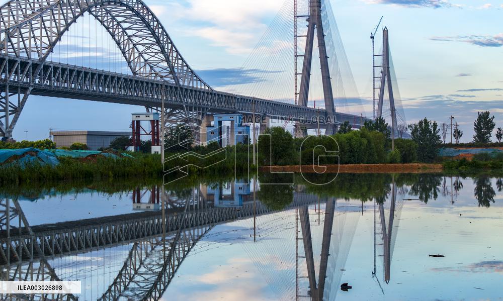 Changtai Yangtze River Bridge Construction in Taixing