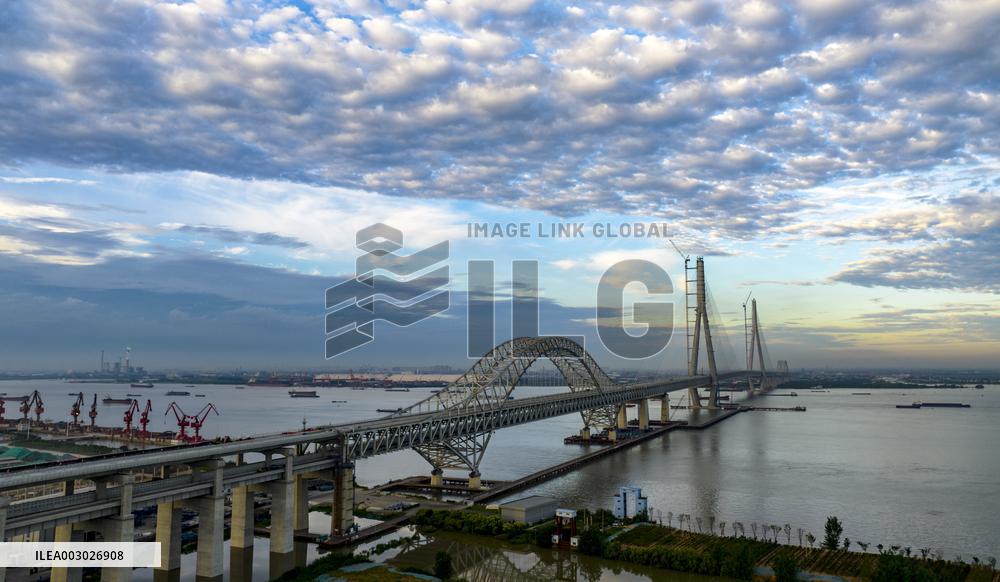 Changtai Yangtze River Bridge Construction in Taixing