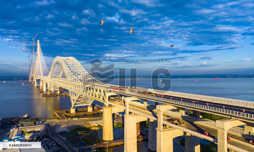 Changtai Yangtze River Bridge Construction in Taixing