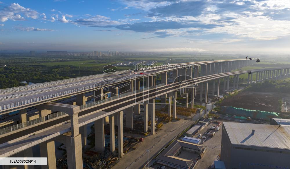 Changtai Yangtze River Bridge Construction in Taixing
