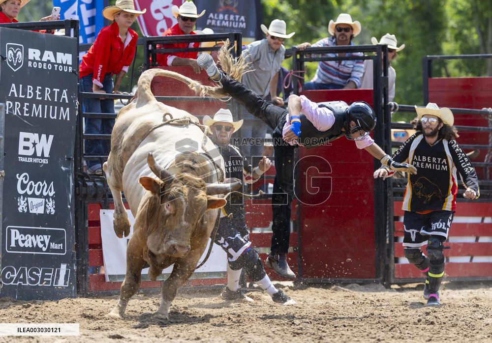 (SP)CANADA-ONTARIO-ERIN-RODEO TOUR